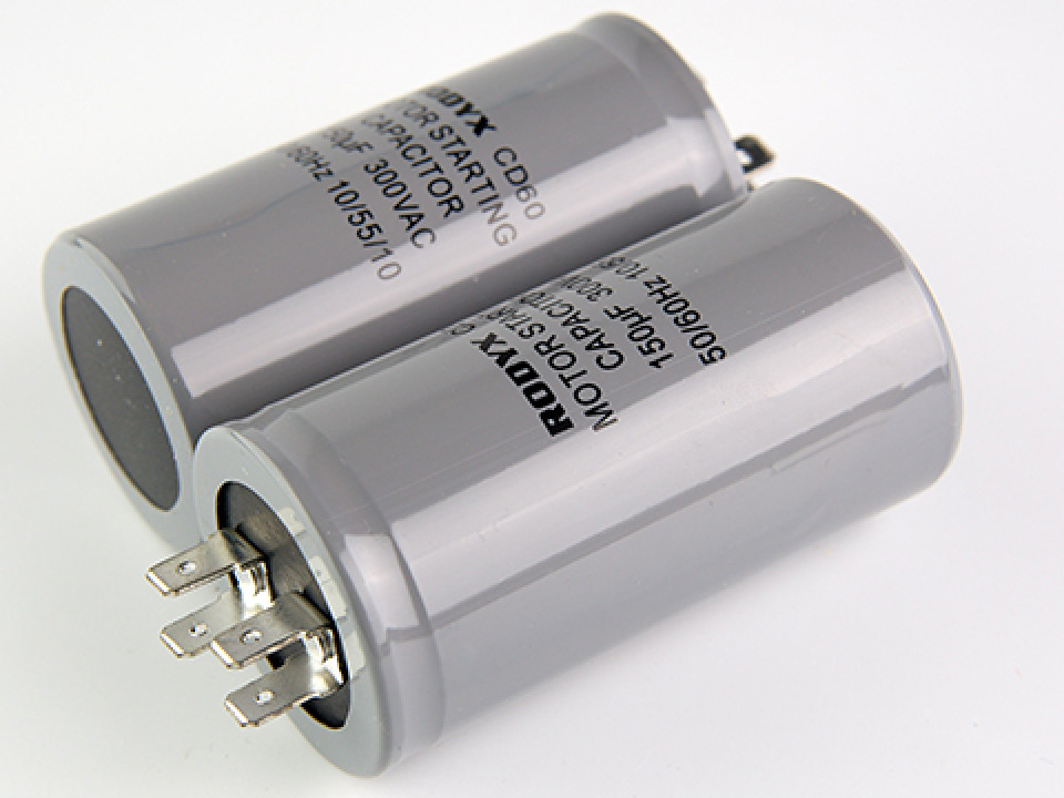 Конденсатор пусковой CD60-J(клеммы) 150 uf 300 VAC 5% 42x82mm RODYX серия CD60J (P/N CD60-J150UF300VAC5%42X82)