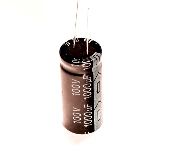 Конденсатор Электролитический 105* 1000 uf 100 v 18x35mm серия CD263 Elzet